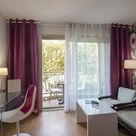 Chambord Hotel 3*